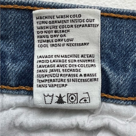 Revice Denim High Waisted Frayed Hem Ankle Cropped Jeans Distressed Size 30 - Picture 10 of 10